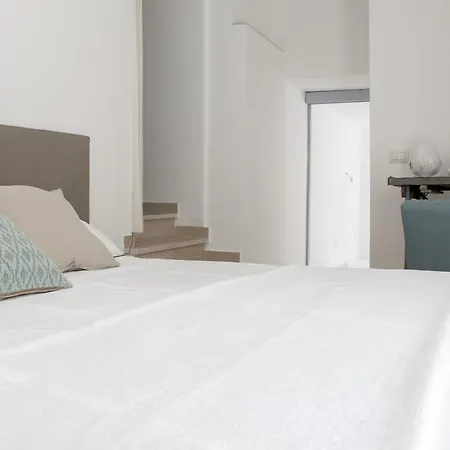 Dei Balzi Dimore Di Charme B&B 콘베르사노